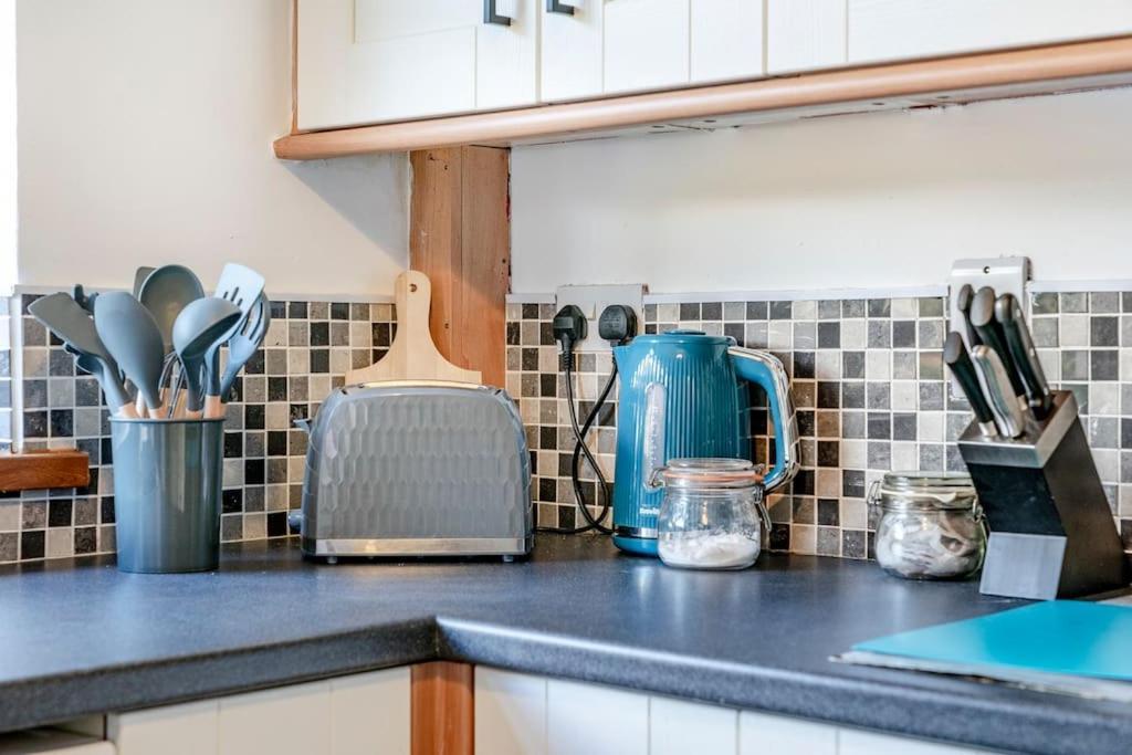 Modern 3 Bedroom House Close To Ferry And City Centre Belfast Exteriör bild